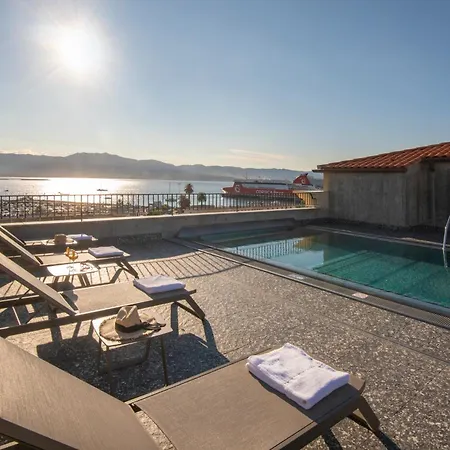 Отель Ibis Styles Napoleon 3*