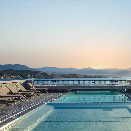 Ibis Styles Napoleon Отель