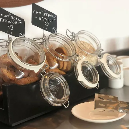 Отель Ibis Styles Napoleon 3*