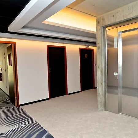 Отель Ibis Styles Napoleon