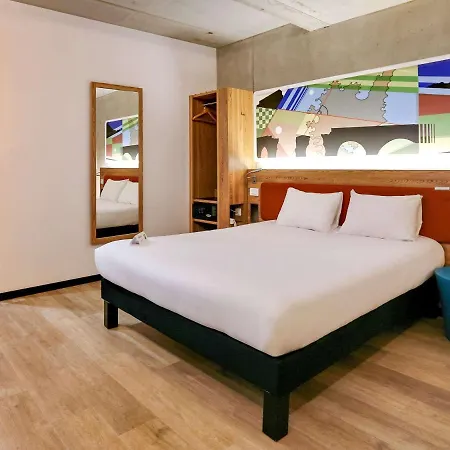 Ibis Styles Napoleon 3*