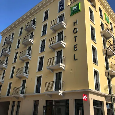 Отель Ibis Styles Napoleon