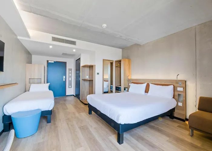 Ibis Styles Napoleon מלון 3*