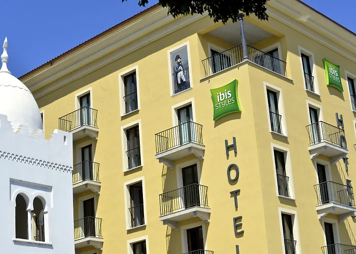 Ibis Styles Napoleon מלון 3*