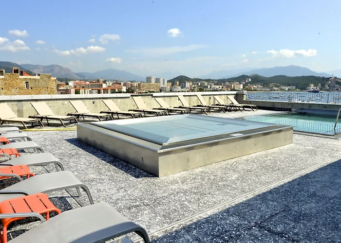 Ibis Styles Napoleon מלון 3*