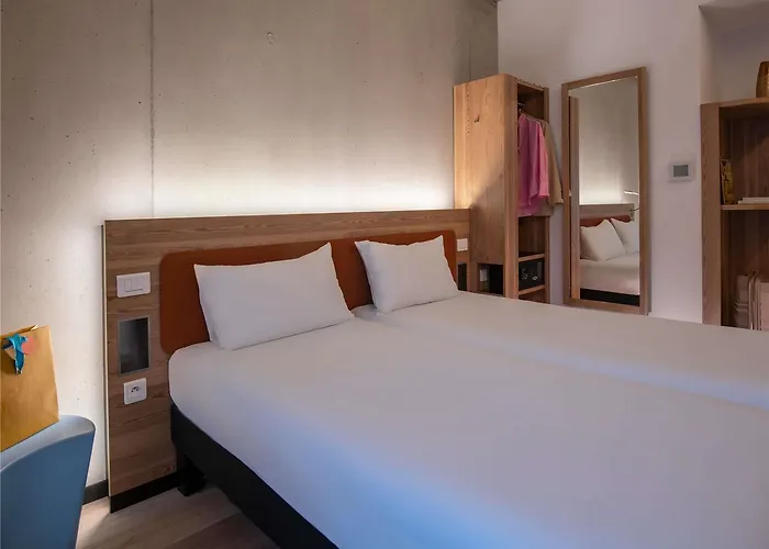 Ibis Styles Napoleon מלון 3*