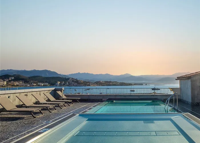 Ibis Styles Napoleon Hotel