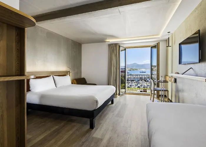 מלון Ibis Styles Napoleon אז'אקסיו