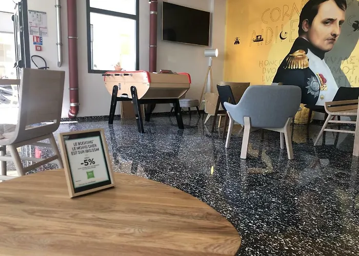 מלון Ibis Styles Napoleon 3*