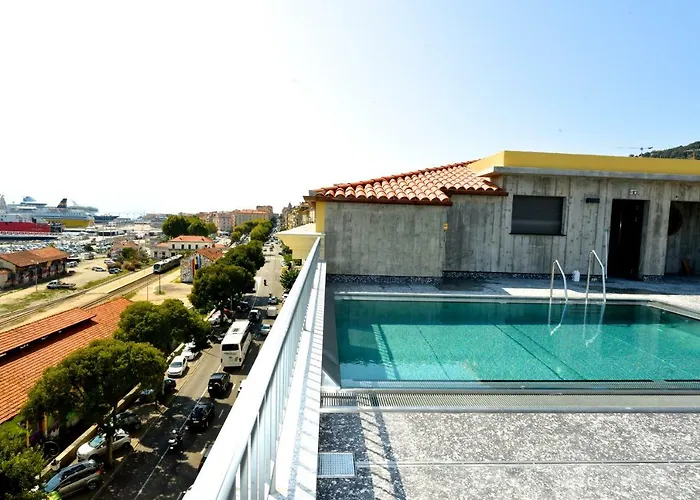 Ibis Styles Napoleon מלון 3*